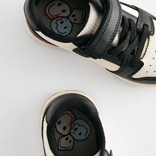 Load image into Gallery viewer, Black/White Touch Fastening Elastic Lace Trainers