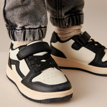 Load image into Gallery viewer, Black/White Touch Fastening Elastic Lace Trainers