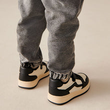 Load image into Gallery viewer, Black/White Touch Fastening Elastic Lace Trainers
