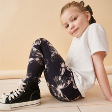 Load image into Gallery viewer, Black/White Butterfly Printed Leggings (3-12yrs)