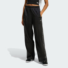Load image into Gallery viewer, PEARL FIREBIRD LOOSE TRACKPANTS