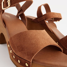 Load image into Gallery viewer, Tan Brown Clog Heeled Sandals