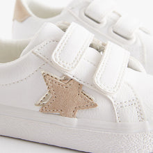 Load image into Gallery viewer, White Standard Fit (F) Star Trainers