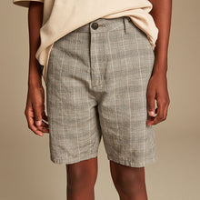 Load image into Gallery viewer, Check Linen Blend Chino Shorts