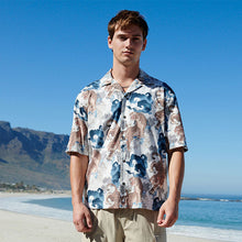 Load image into Gallery viewer, Ecru Printed Short Sleeve Shirt With Cuban Collar