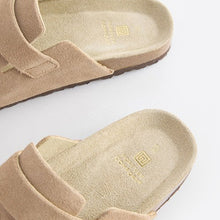 Load image into Gallery viewer, Neutral Standard/Wide Fit Forever Comfort® Leather Footbed Clogs