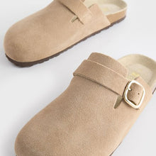 Load image into Gallery viewer, Neutral Standard/Wide Fit Forever Comfort® Leather Footbed Clogs