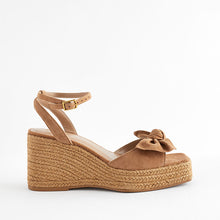 Load image into Gallery viewer, Tan Brown Forever Comfort® Leather Bow Wedges