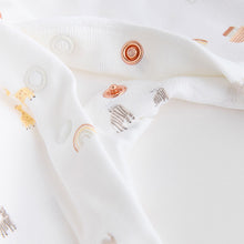 Load image into Gallery viewer, White Cotton Baby 5 Piece Set (0-6mths)
