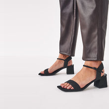 Load image into Gallery viewer, Black Forever Comfort® Simple Block Heel Sandals