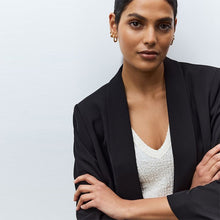 Load image into Gallery viewer, Black Relaxed Ruched Sleeve Blazer