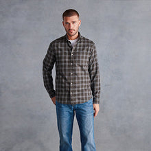Load image into Gallery viewer, Green Signature Brushed Flannel Check Shirt