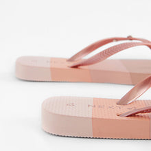 Load image into Gallery viewer, Multi Pink Stripe Flip Flop (Older Girls)