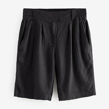 Load image into Gallery viewer, Black Linen Blend Knee Shorts