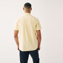 Load image into Gallery viewer, Yellow Regular Fit Short Sleeve Oxford Shirt