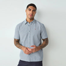 Load image into Gallery viewer, Blue Geo Print Jacquard Trident Oxford Short Sleeve Shirt