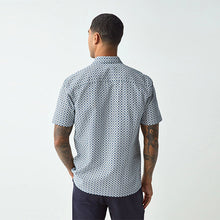 Load image into Gallery viewer, Blue Geo Print Jacquard Trident Oxford Short Sleeve Shirt