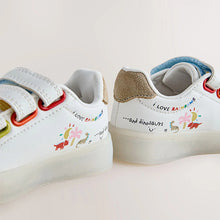 Load image into Gallery viewer, White Touch Fastening Light Up Trainers