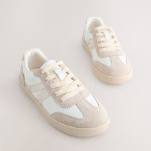 Load image into Gallery viewer, Neutral Standard Fit (F) Retro Trainers