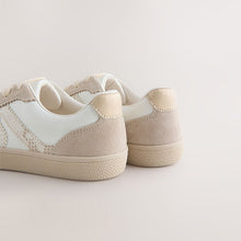 Load image into Gallery viewer, Neutral Standard Fit (F) Retro Trainers