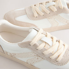 Load image into Gallery viewer, Neutral Standard Fit (F) Retro Trainers