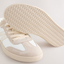 Load image into Gallery viewer, Neutral Standard Fit (F) Retro Trainers