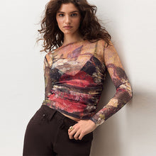 Load image into Gallery viewer, Red Floral Ruched Long Sleeved Mesh Top