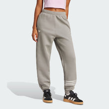 Load image into Gallery viewer, Neuclassics Sweat Pants