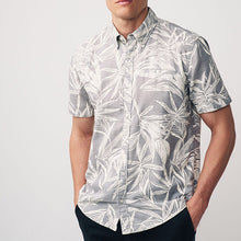 Load image into Gallery viewer, Grey 100% Cotton Textured Floral Short Sleeve Oxford Shirt