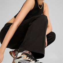 Load image into Gallery viewer, CLASSICS Pintuck Sweatpants Women