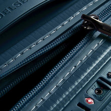 Load image into Gallery viewer, TURENNE HOLD SUITCASE - TRUNK L (80CM) BLUE