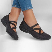 Load image into Gallery viewer, Skechers Women Active Breathe-Easy Shoes