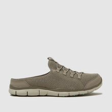 Load image into Gallery viewer, Skechers Women Sport Active Gratis Shoes