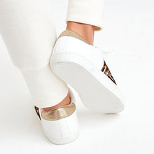 Load image into Gallery viewer, FC LUP TRIANGLE WHT - Allsport