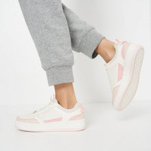 Load image into Gallery viewer, Skechers Women Sport Court 92 Shoes