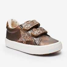 Load image into Gallery viewer, Chocolate Brown Bronze Glitter Star Trainers (Younger Girls) - Allsport