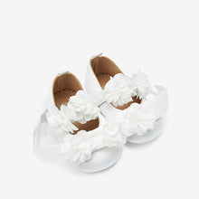 Load image into Gallery viewer, Bridesmaid Collection Corsage Baby Shoes and Headband Occasion Set (0-18mths)