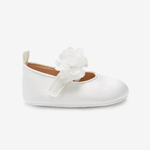 Load image into Gallery viewer, Bridesmaid Collection Corsage Baby Shoes and Headband Occasion Set (0-18mths)