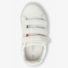 Load image into Gallery viewer, White Light-Up Trainers (Younger Girls)