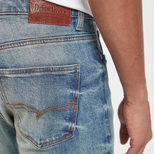 Load image into Gallery viewer, Light Authentic Wash Modern Slim Premium Textured Jeans - Allsport
