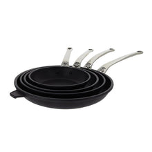 Load image into Gallery viewer, DE BUYER Fry Pan CHOC EXTREME Cast Stainless Steel with Handle 32 cm