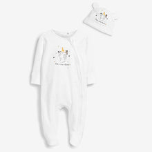 Load image into Gallery viewer, White Baby I'm New Here Zip Sleepsuit And Hat (0-6mths)
