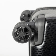 Load image into Gallery viewer, TURENNE HOLD SUITCASE - M (75CM) BLACK