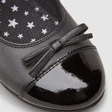 Load image into Gallery viewer, Black Leather Patent Toe Cap Mary Jane Shoes