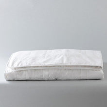Load image into Gallery viewer, HANOI : Couette 4 saisons soie 260X240 - Allsport
