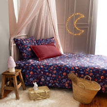 Load image into Gallery viewer, Housse de couette réversible pur coton biologique Anouchka fleurs (140x200) - Allsport