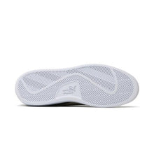 Load image into Gallery viewer, PUMA SMASH V2 BUCK TRAINERS - Allsport