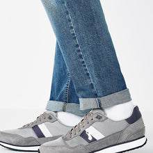 Load image into Gallery viewer, GREY RETRO RUNNER - Allsport