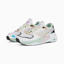 Load image into Gallery viewer, TRC MIRA Dimensions Sneakers Women