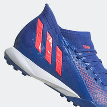 Load image into Gallery viewer, PREDATOR EDGE.3 TURF SHOES